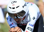 El ciclista ecuatoriano Jhonatan Narv&aacute;ez completa un hat-trick en el Giro de Italia, mientras Eulalio sigue en cabeza