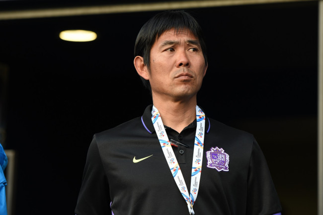 El seleccionador de Japón, Hajime Moriyasu, se disculpó con sus jugadores por la eliminación en el Mundial