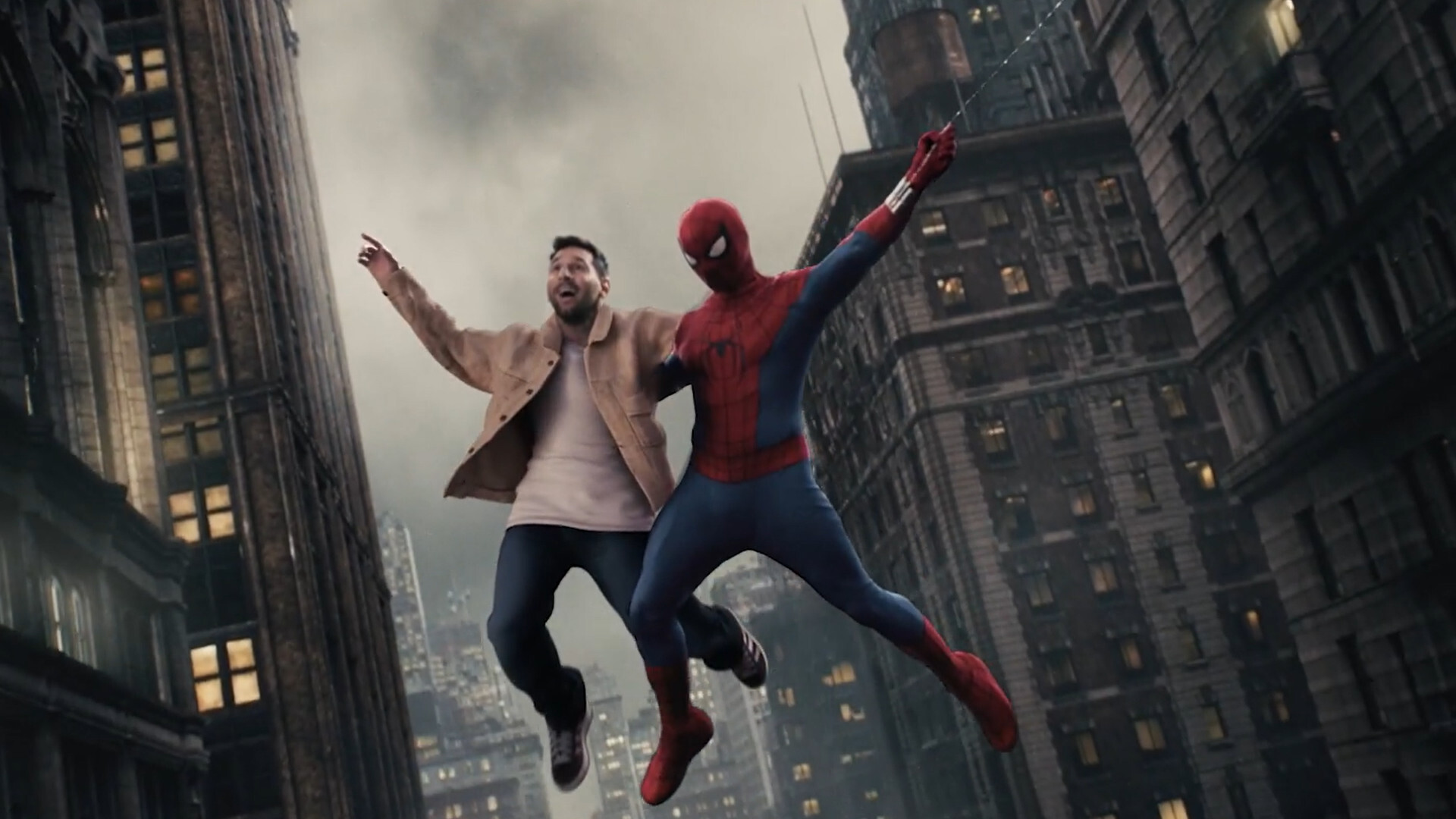 Leo Messi se une a Spider-Man en un spot de Spider-Man: Brand New Day