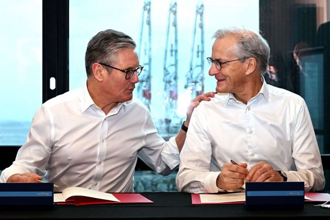 El Reino Unido y Noruega firman una asociación para impulsar la energía limpia en el Mar del Norte