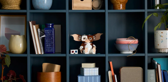 LEGO celebra Gremlins de Joe Dante con un set de Gizmo posable