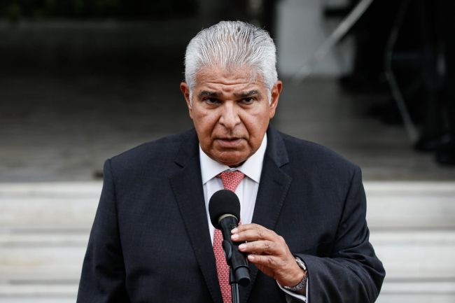 El presidente de Panamá rebate las afirmaciones de Trump sobre la reclamación del Canal de Panamá