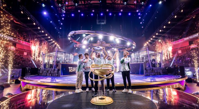 Team Falcons se corona campeón en The International 2025