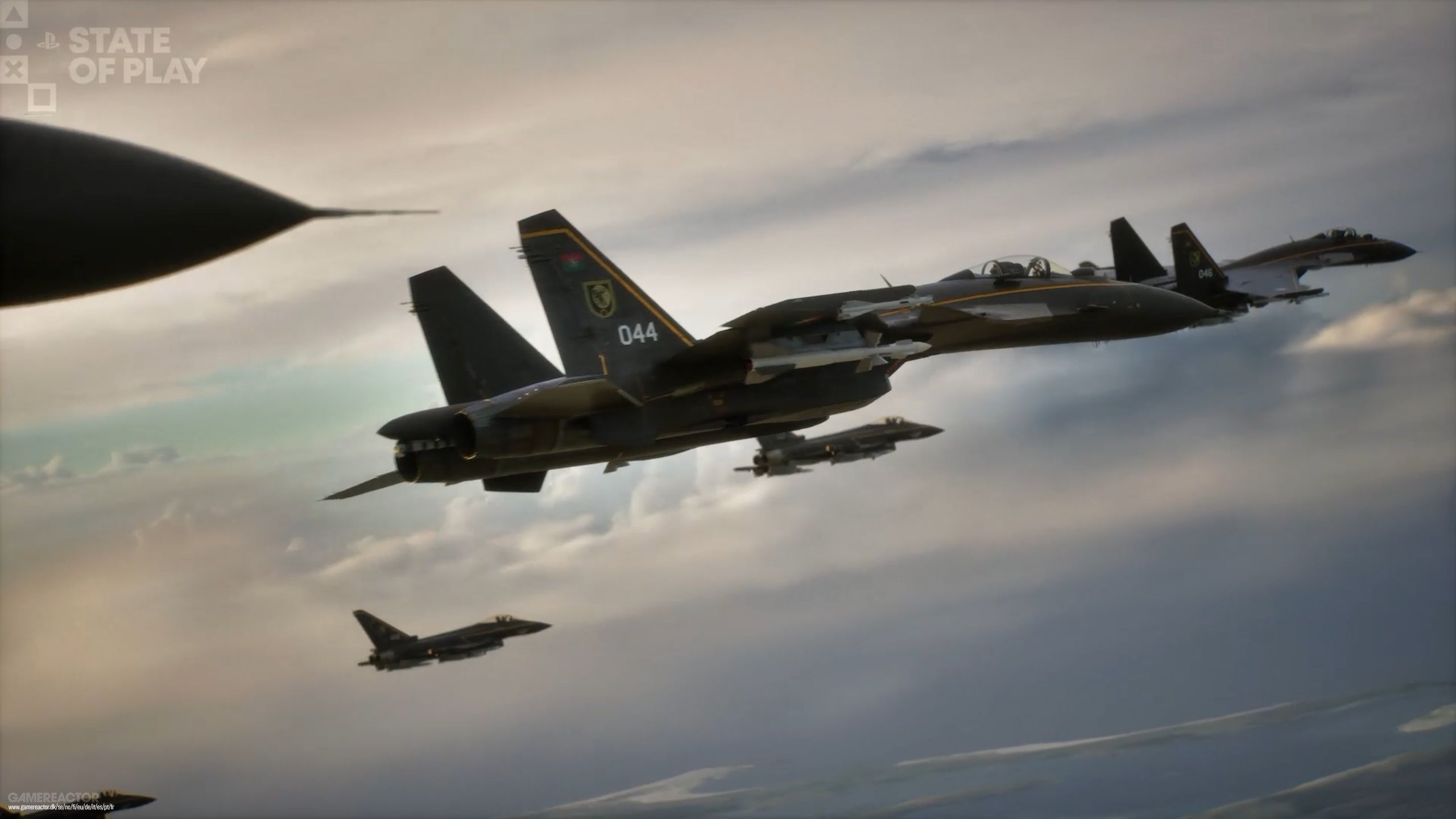 Ace Combat 8: Wings of Theve fija misiles en el lanzamiento el 2 de octubre