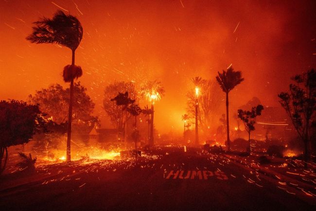 Aplazados partidos de la NBA y la NFL por los incendios en Los Angeles