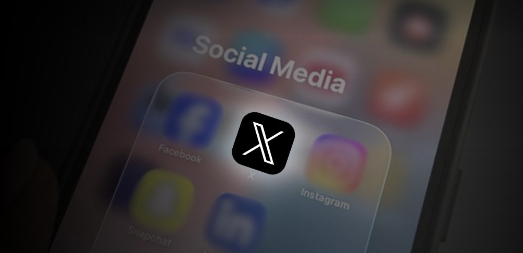 Ofcom intensifica la investigación sobre Grok: El regulador británico ha iniciado una investigación formal sobre X