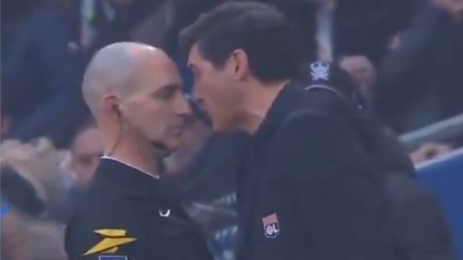 Paulo Fonseca sancionado nueve meses tras su actitud intimidatoria hacia el árbitro, el Lyon recurrirá