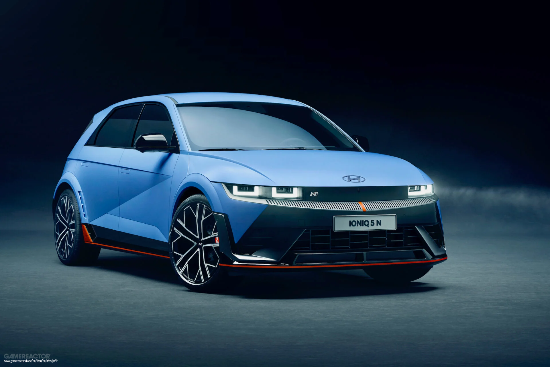 Una nueva encuesta masiva muestra una gran satisfacción de los consumidores con los VE