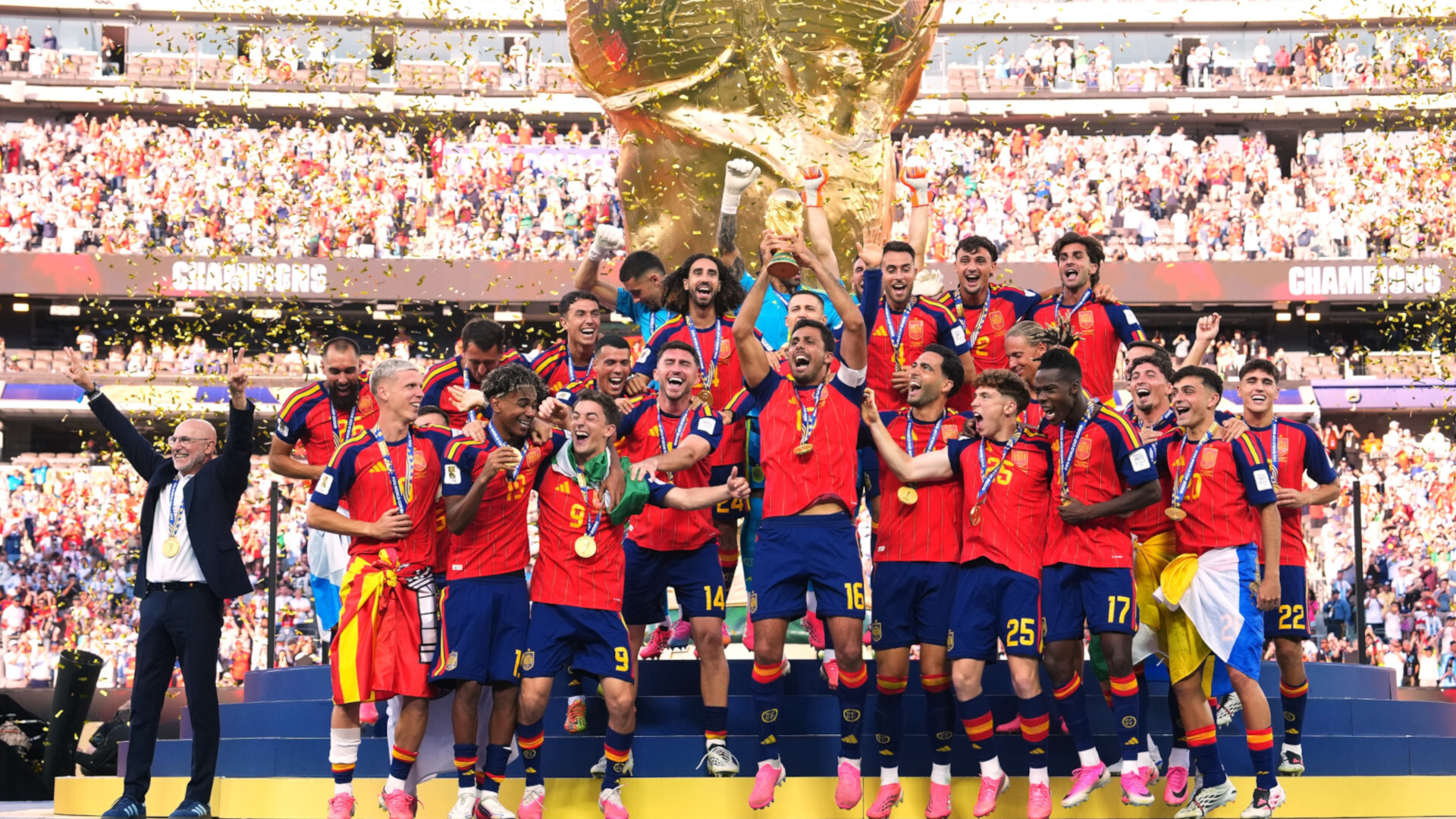 La RFEF quita a Trump de la foto celebración del Mundial de fútbol