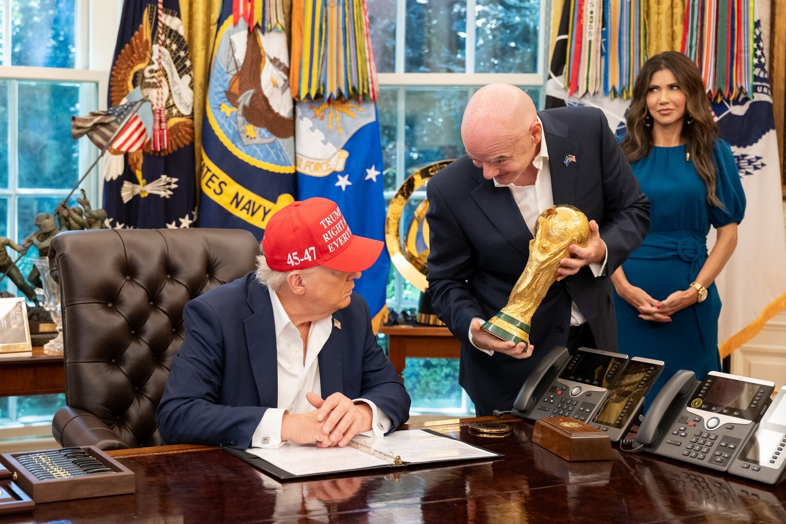 Amnistía Internacional insta al presidente de la FIFA, Gianni Infantino, a pedir a Trump que detenga las deportaciones y la represión