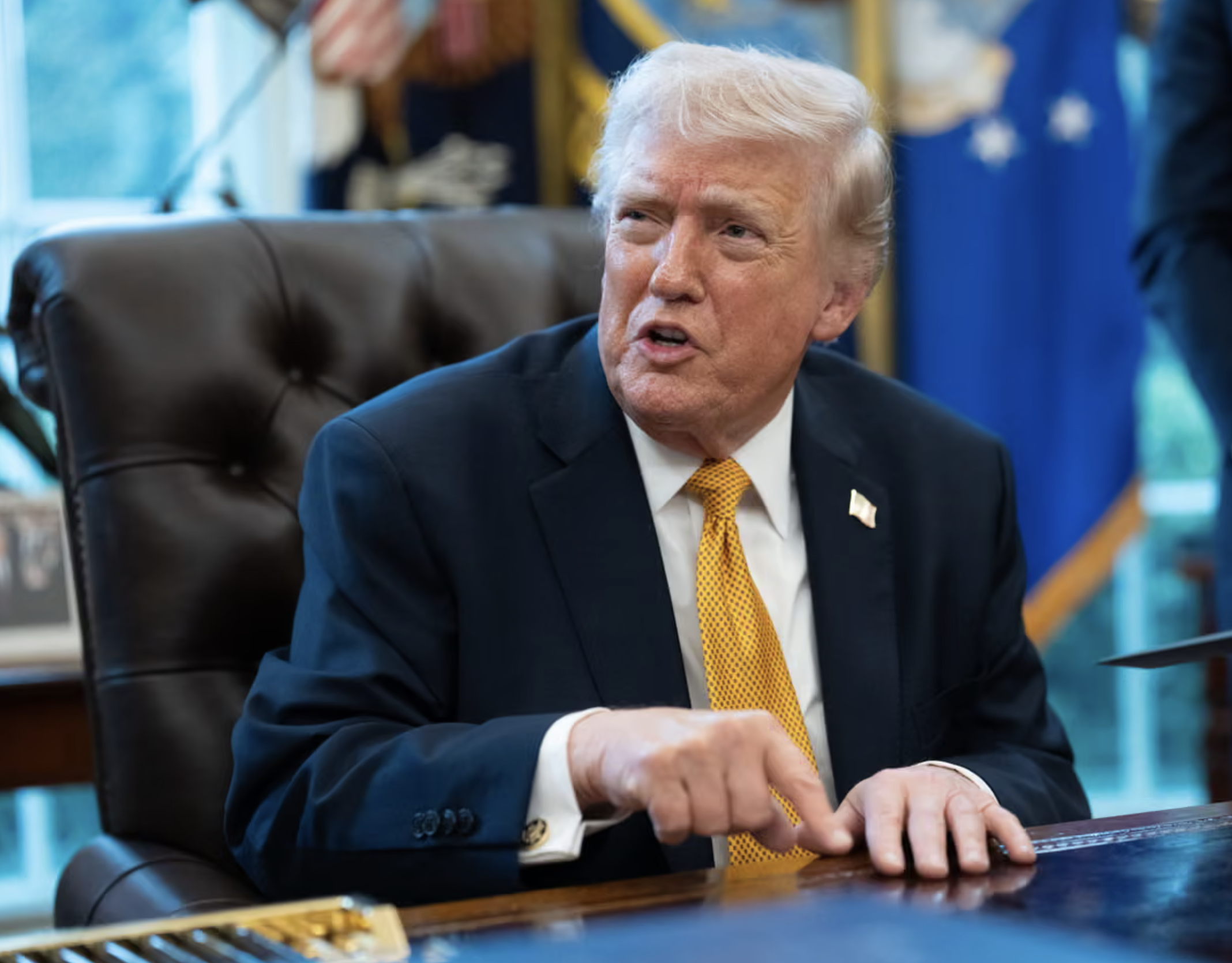 Trump dice que EE.UU. podría "tomar Cuba" en medio de la crisis de los apagones