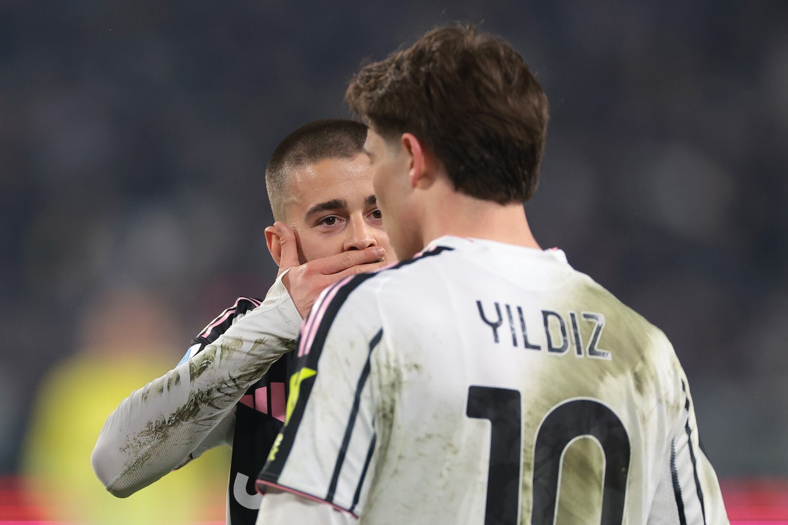 La UEFA no expulsará a los jugadores que se tapen la boca: la famosa «ley Prestianni»
