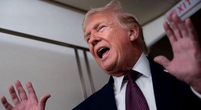 Trump insta a los iraníes a 