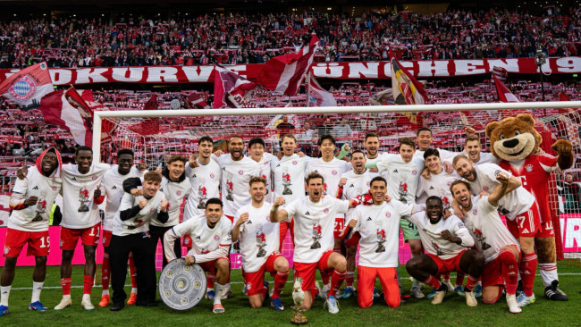El Bayern de Múnich gana la Bundesliga, bate récords y aspira a un tercer triplete