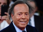 Julio Iglesias acusado de agresi&oacute;n sexual por ex empleadas