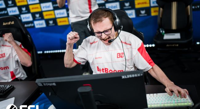IEM Atlanta 2026: El equipo Vitality se hunde y está al borde de la eliminación