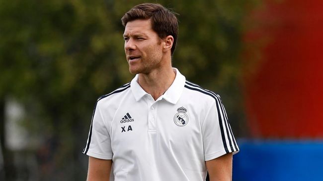 Los jugadores del Real Madrid respaldan a Xabi Alonso "al 100%"