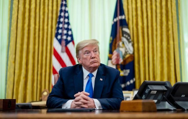 Trump firmará una orden ejecutiva que prohíbe a las atletas transgénero competir en deportes femeninos