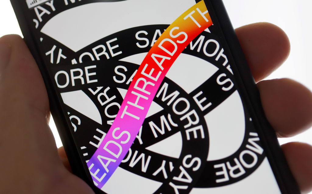 El efecto Musk: X sangra usuarios mientras Threads despega