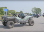 Vídeo: Un Warthog pasea legalmente por las calles