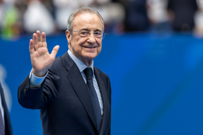 El colegio de árbitros de fútbol de España denuncia al Real Madrid y a Florentino Pérez