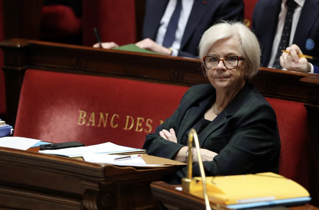 Macron impulsa un aumento de la defensa de 36.000 millones de euros