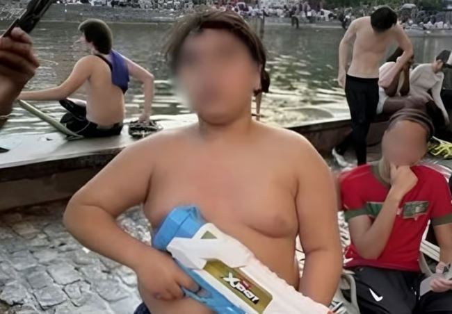 Detienen a un adolescente dos veces en una semana después de que sus bromas con una pistola de agua se hicieran virales