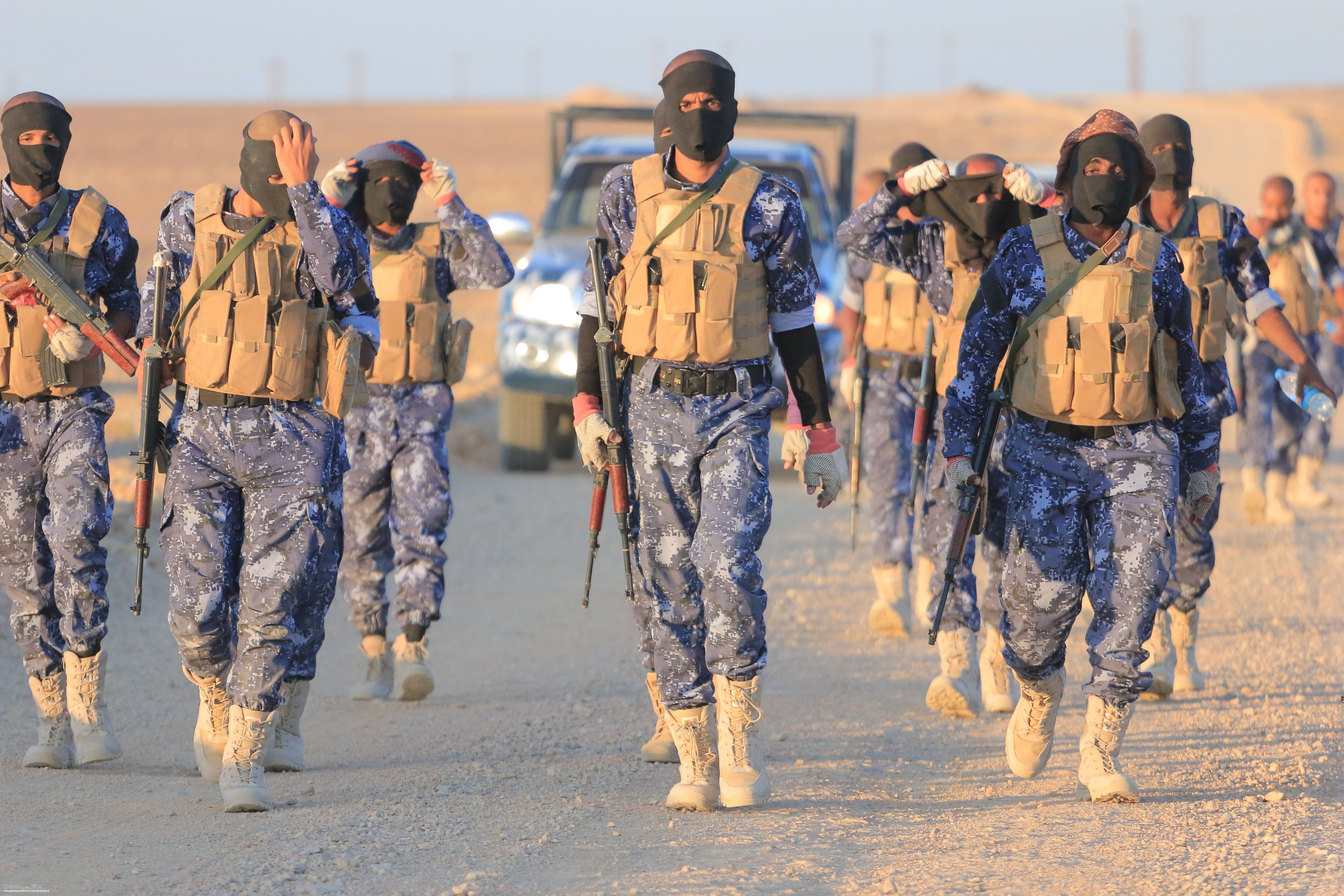 Los hutíes de Yemen entran en la guerra del lado de Irán y anuncian un bloqueo marítimo a Arabia Saudí