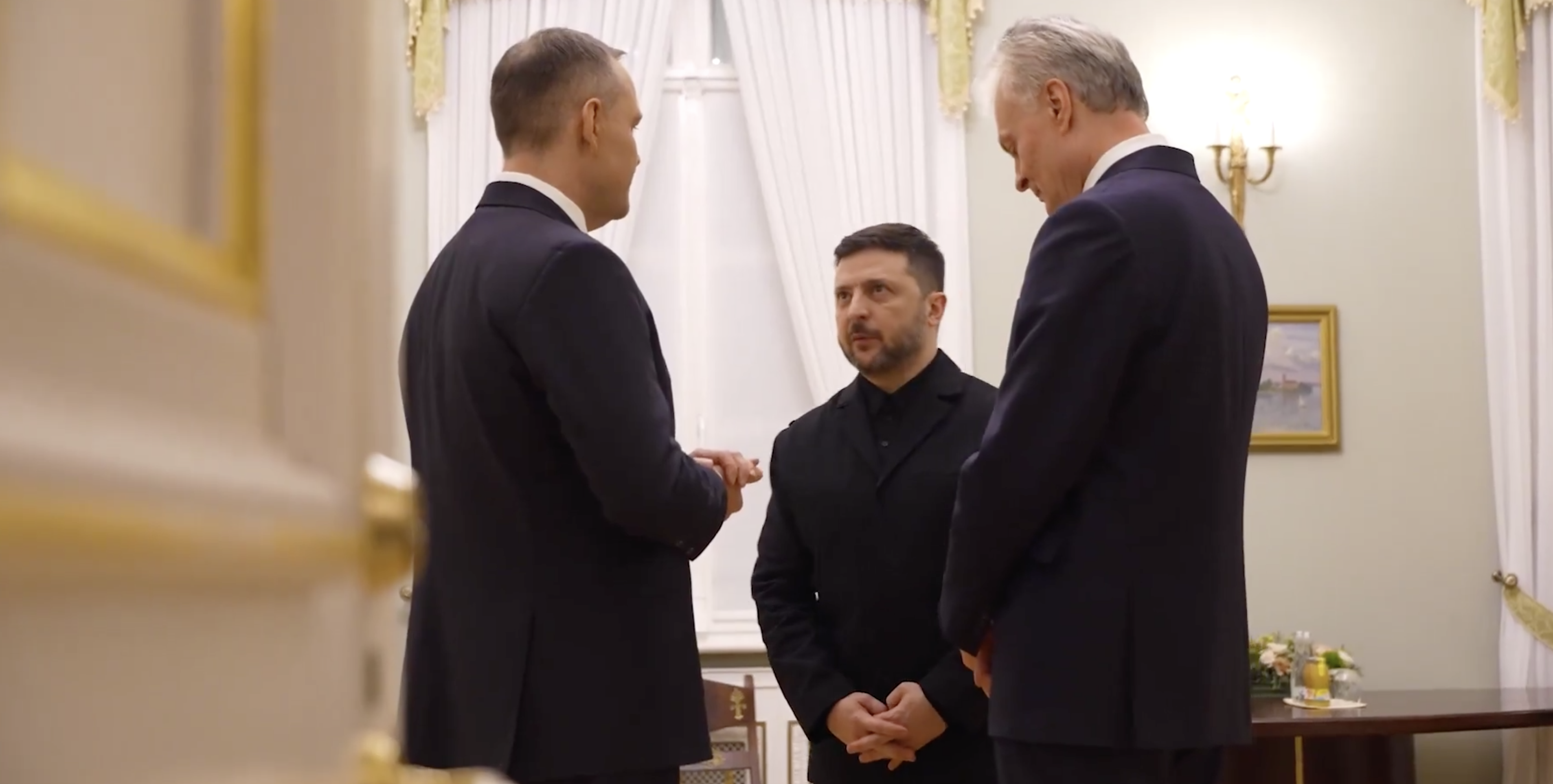 Zelensky afirma que el acuerdo sobre garantías de seguridad de EEUU está 100% listo para su firma