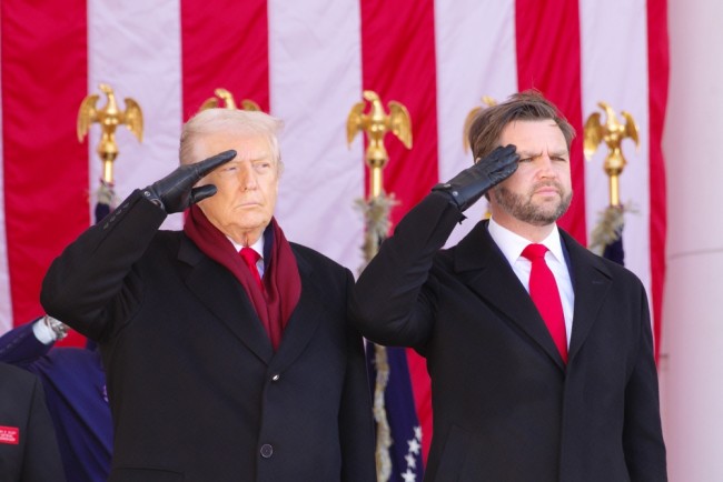 Dinamarca y Groenlandia se dirigen a la Casa Blanca para mantener conversaciones con Vance