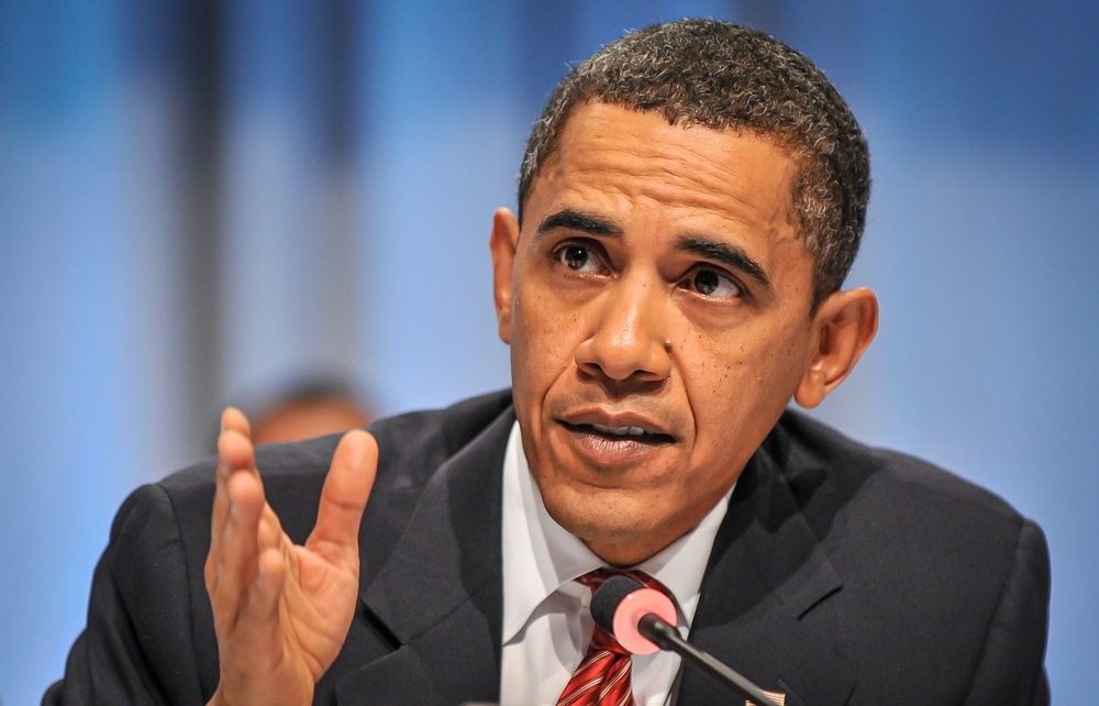 Los Obama califican la muerte de Alex Pretti de "tragedia" y "llamada de atención", mientras aumenta la presión para que se lleve a cabo una investigación federal completa.