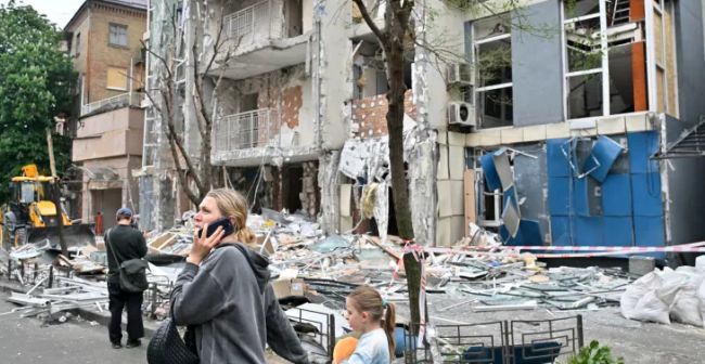 Pokrovsk se convierte en la nueva línea del frente en Ucrania mientras Rusia intensifica los ataques con drones e infantería