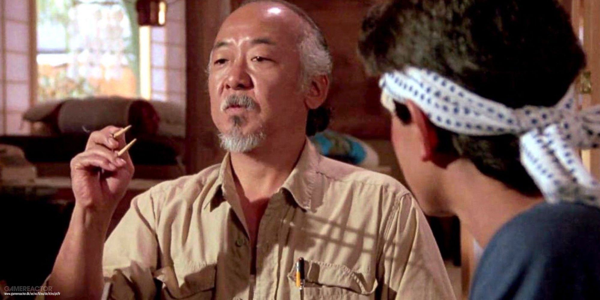 El señor Miyagi podría tener también una serie precuela de Karate Kid con los creadores de Cobra Kai