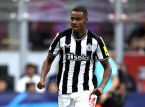 El Newcastle rechaza una oferta récord del Liverpool de 120 millones de libras por Alexander Isak