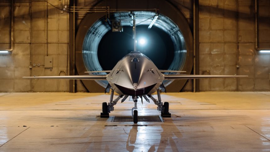 YFQ-44A: La USAF inicia las pruebas en tierra del Avión de Combate Colaborativo