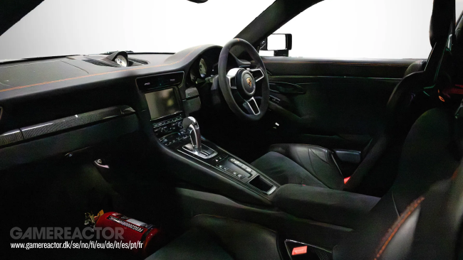 Un taller de Yorkshire ha fabricado una versión homologada para carretera del Porsche GT3 R