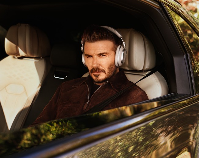 Bowers & Wilkins Px8 S2