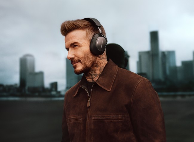 Bowers & Wilkins Px8 S2