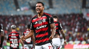 Danilo marca y el Flamengo levanta su cuarta Libertadores, la 25ª para Brasil