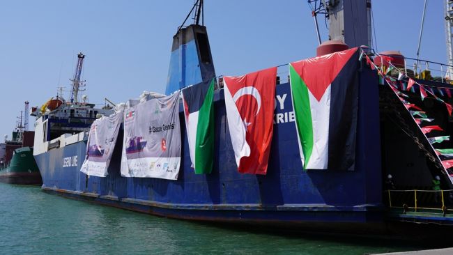 Barco que transportaba ayuda y activistas a Gaza atacado por drones