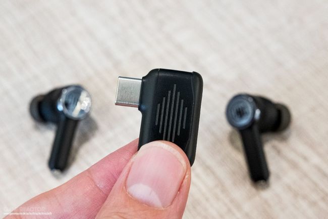 JBL explica por qué "aún veremos el pincho USB durante un tiempo" en cascos de gaming