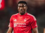 Taiwo Awoniyi, delantero del Nottingham Forest, en coma inducido tras una lesión evitable por los árbitros