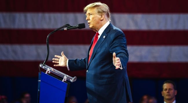 Trump amenaza con imponer aranceles del 30% a las importaciones procedentes de la Unión Europea y México