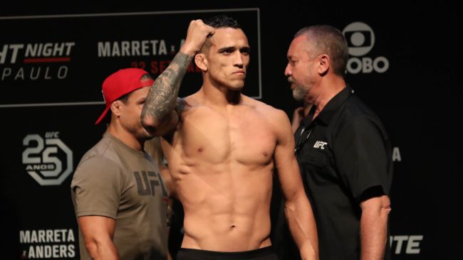 Charles Oliveira desmiente los rumores de que la revancha con Max Holloway tendrá lugar en el UFC 324 de enero