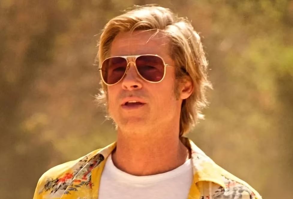 Brad Pitt regresa al universo de Tarantino (sin el director) con Las aventuras de Cliff Booth, son doble estreno en cines y en Netflix a finales de año