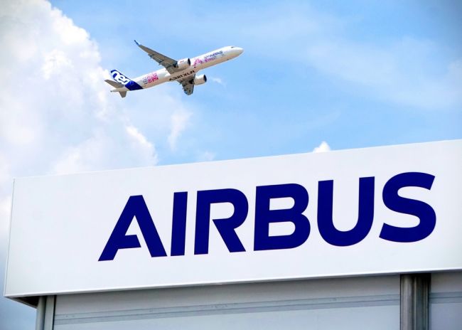 Airbus consigue un contrato de aviones saudíes mientras las tensiones franco-israelíes perturban el Salón Aeronáutico de París.