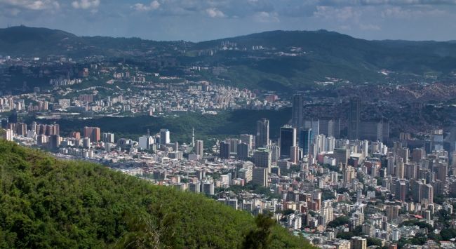 Los líderes mundiales reaccionan a los ataques de Estados Unidos en Venezuela y a la captura de Maduro y su esposa