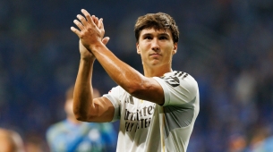 Los canteranos llevan al Real Madrid a golear al Betis