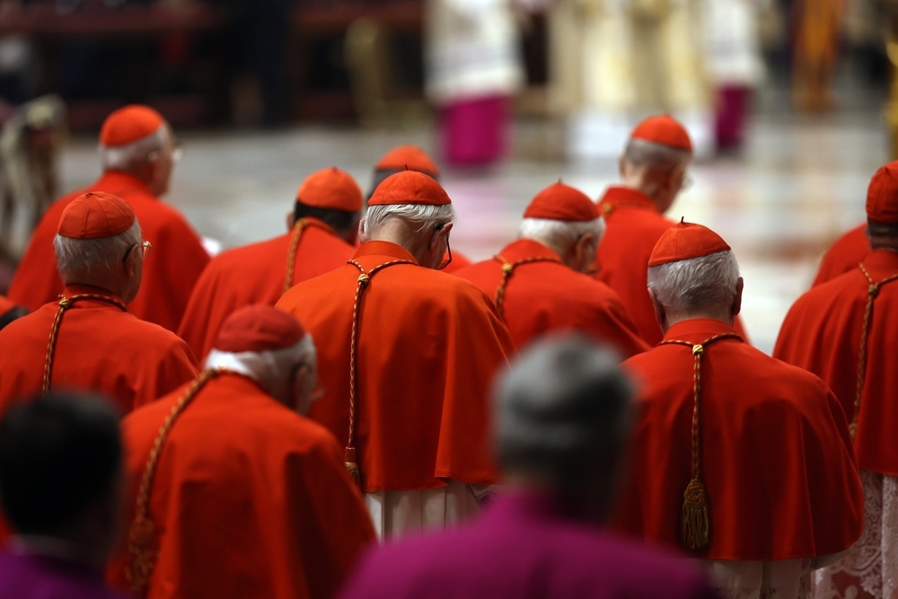 Los cardenales se reúnen tras el fallecimiento del Papa Francisco y se preparan para el funeral