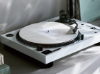 Audio-Technica presenta el modelo blanco de su giradiscos AT-LP120XBT-USB